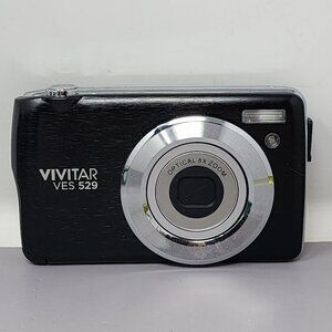 Vivitar VES529 8X‎ Optical Zoom Digital Camera With Box Parts Only